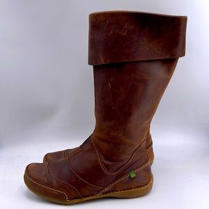 EL NATURALISTA SUEDE RAW LEATHER BOOTS SIZE 7